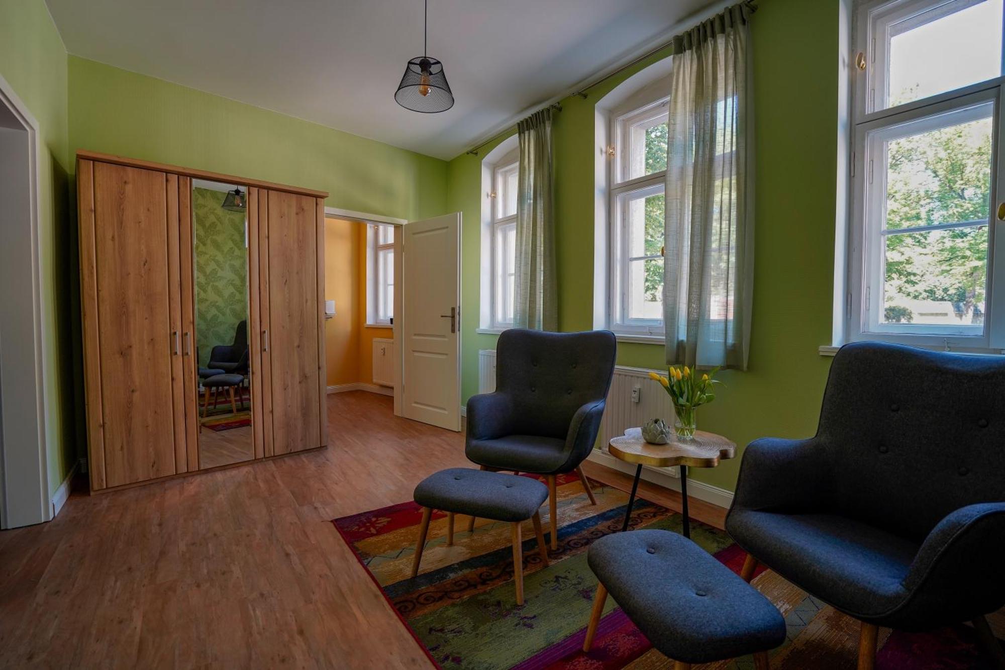 Ferienwohnung Am Stadtpark Наумбург Экстерьер фото